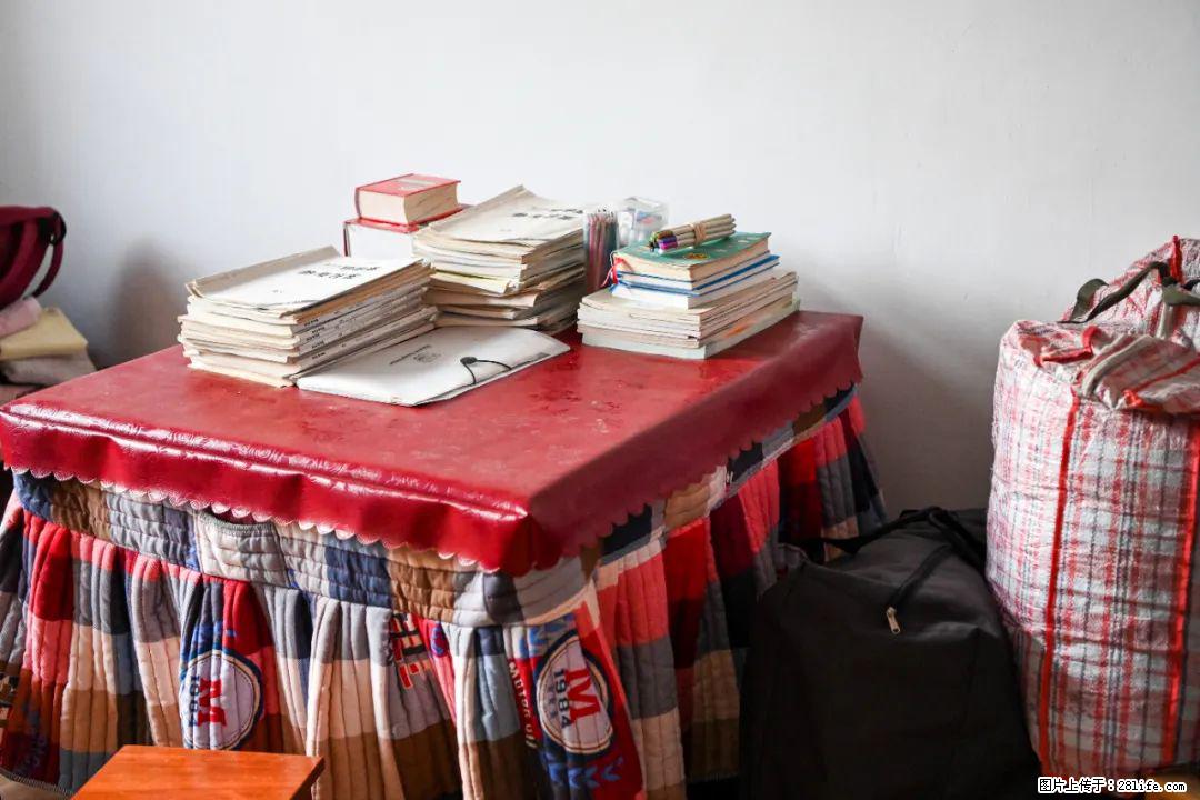 全网追的“扁担女孩”，找了一份暑假工，时薪12元 - 明港生活资讯 - 明港28生活网 mg.28life.com